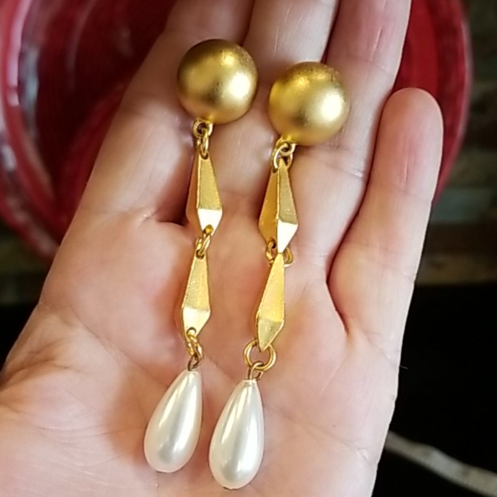24kt gold vintage drop pearl earrings